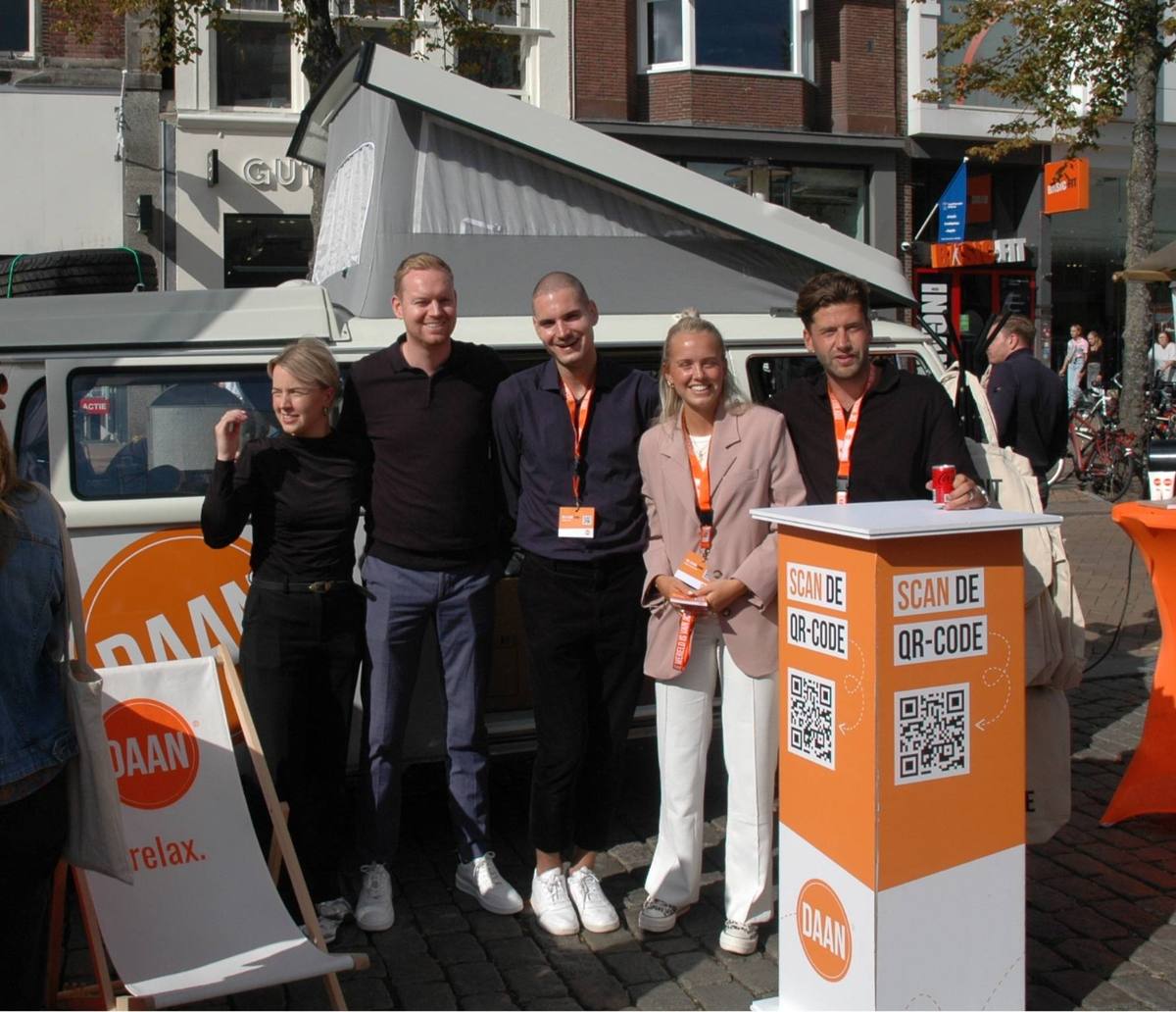 Het team van De Banenmarkt bij de informatiestand